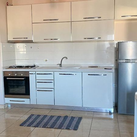 Lando Apartment Shkoder Bagian luar foto