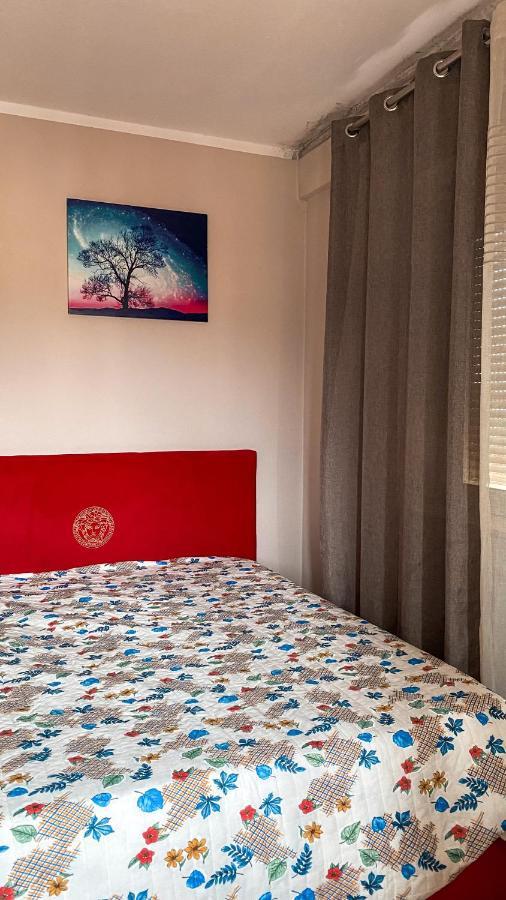 Lando Apartment Shkoder Bagian luar foto